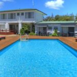 Paradise Hotel & Resort 1