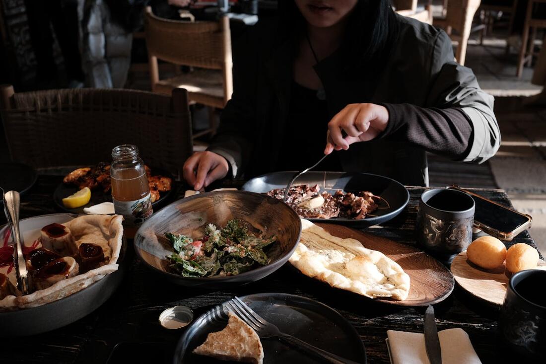 From Hihi Pies to Blue Beef: A Taste of Norfolk’s Unique Cuisine paddock to plate pexels Yifan tang